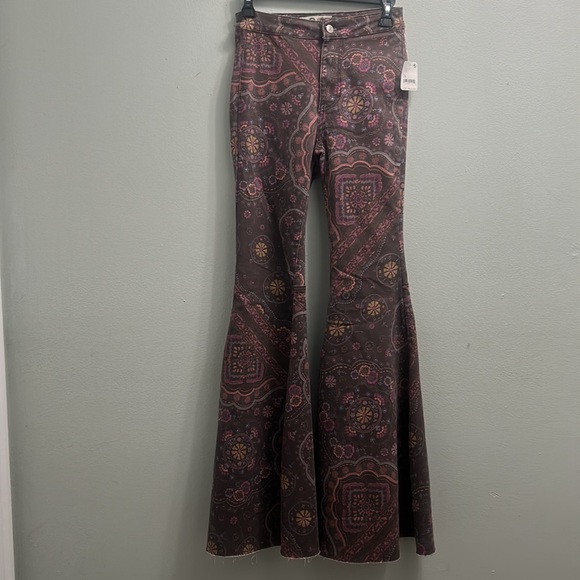 COPY - NWT FREE PEOPLE JUST FLOAT ON FLARE- GEO CHOCOLATE COMBO - Picture 6 of 12